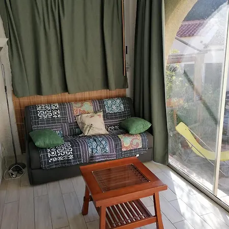 Accueillant A Lumio - 30 M² Avec Terrasse Et Jardin Privatif דירה