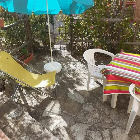 Accueillant A Lumio - 30 M² Avec Terrasse Et Jardin Privatif Appartamento Calenzana